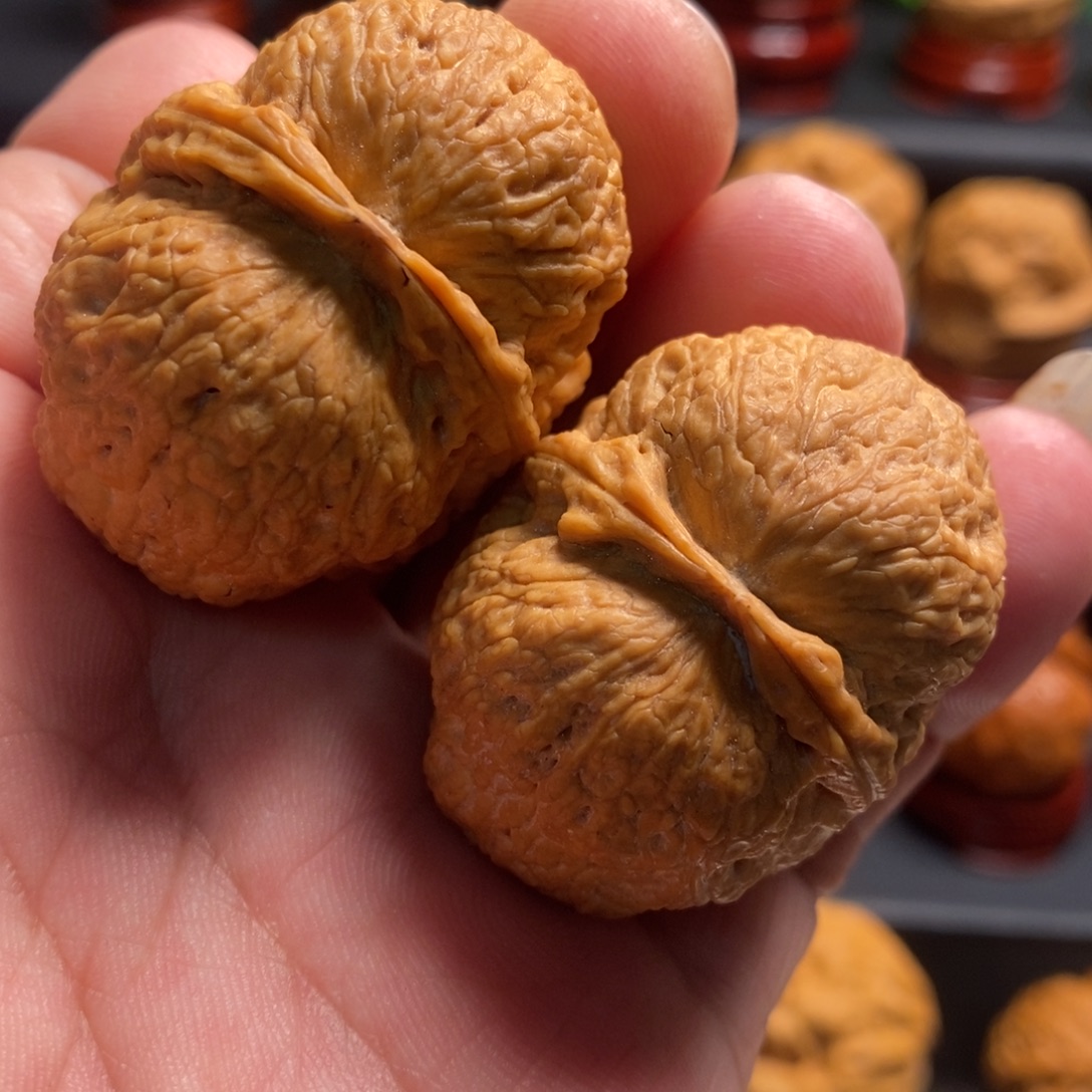 文玩核桃吊坠元宝蟾42尺