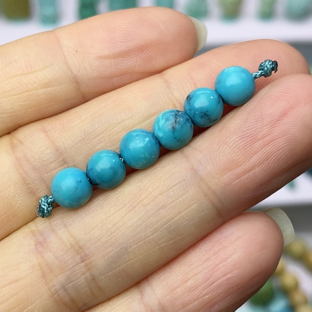 绿松石配饰未镶嵌