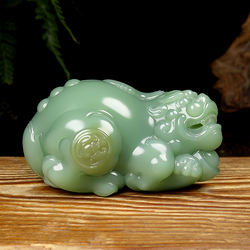 【玉人生珠宝】天然和田玉 俄碧玉 冰底荧光粉青 貔貅手把