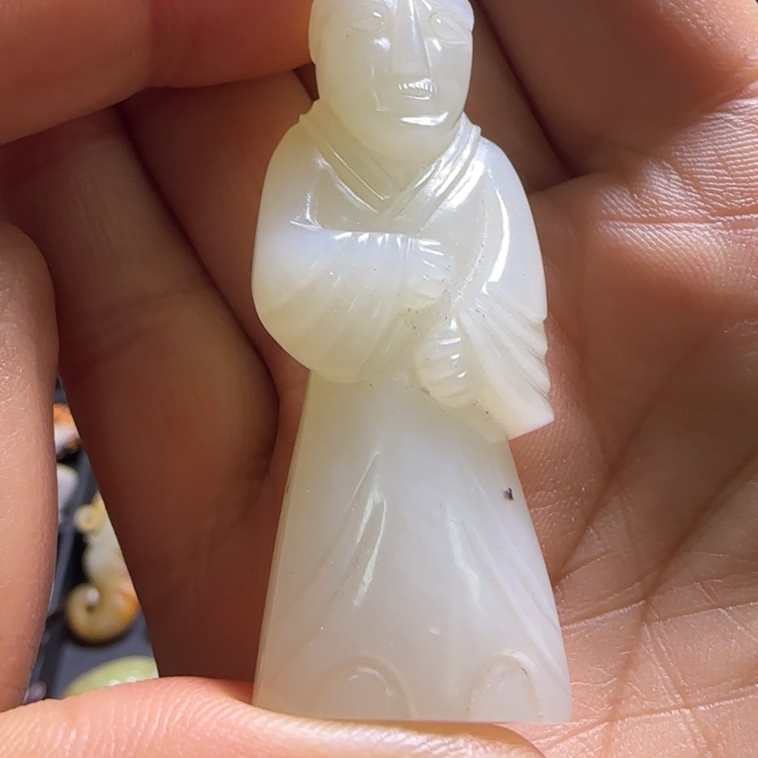 和田玉颈饰未镶嵌