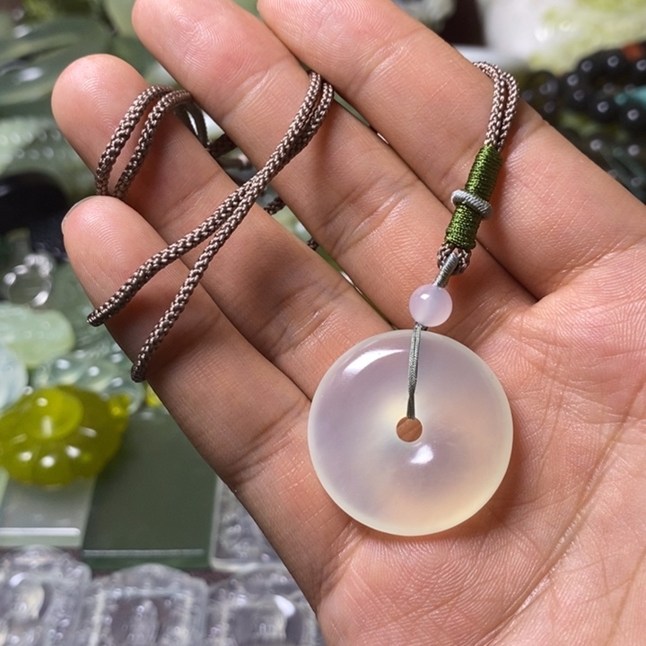 岫玉岫玉颈饰未镶嵌