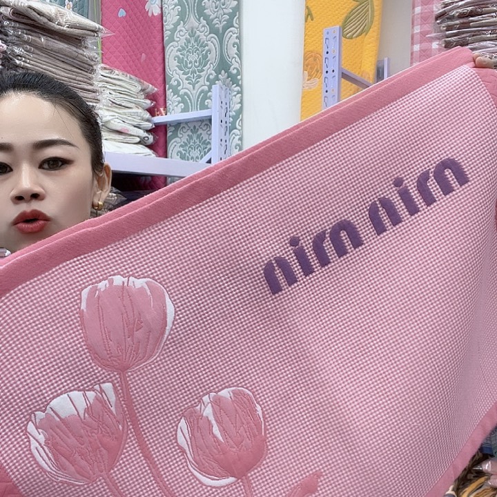 棉粉色郁金香纯棉