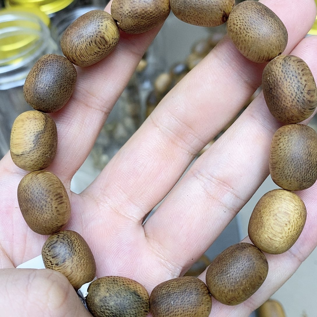 沉香沉香碎屑越南芽庄1.2白奇楠