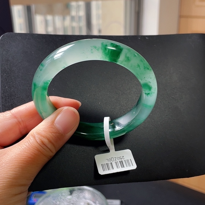 石英质玉手镯未镶嵌雨****店瑶55