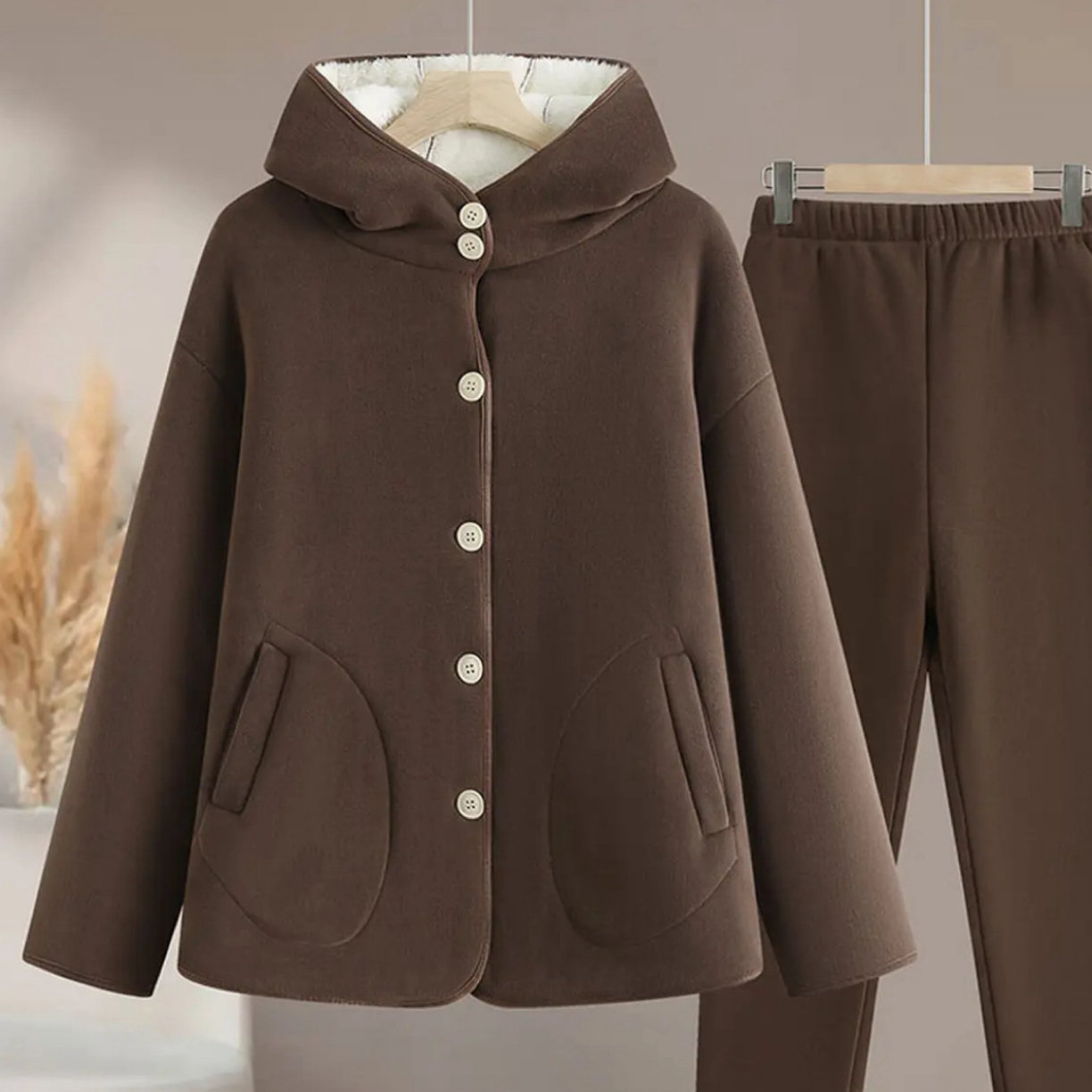 韩版三层加厚女式睡衣冬款简约小白扣韩系连帽三层加厚家居服套装