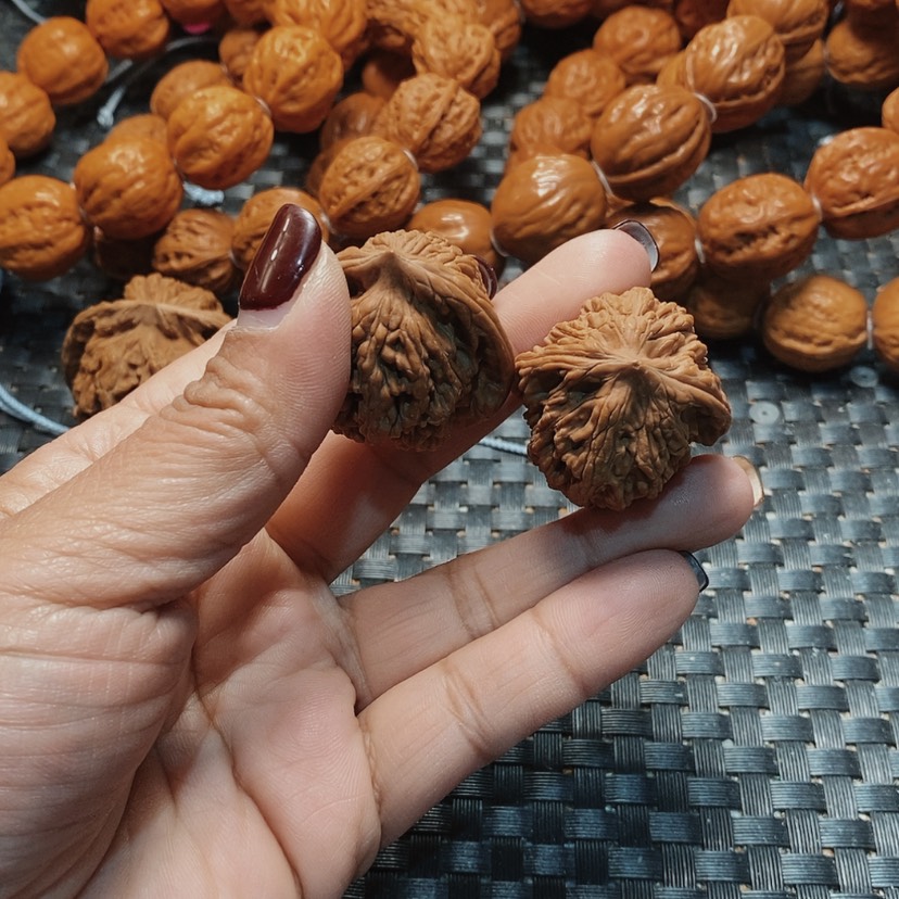 【闪购商品】文玩核桃吊坠麦穗