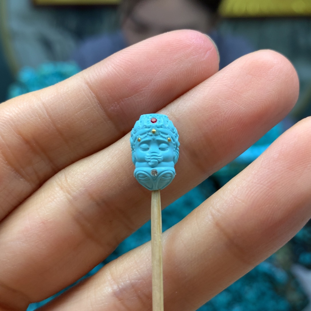 绿松石配饰未镶嵌