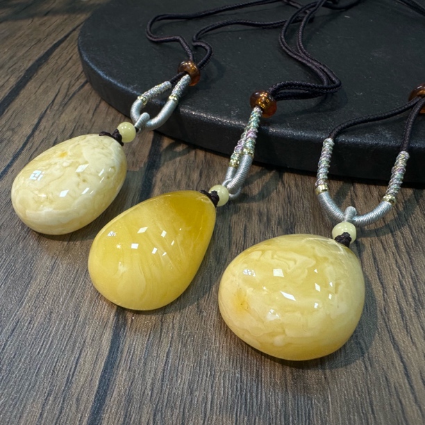 【小宝晶选】天然蜜蜡水滴吊坠 多样性发一件 129XBXW