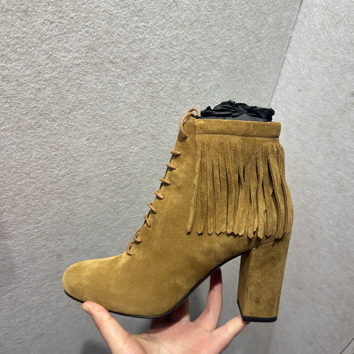 未使用 YSL/圣罗兰 圣罗兰棕色麂皮流苏高跟短靴36