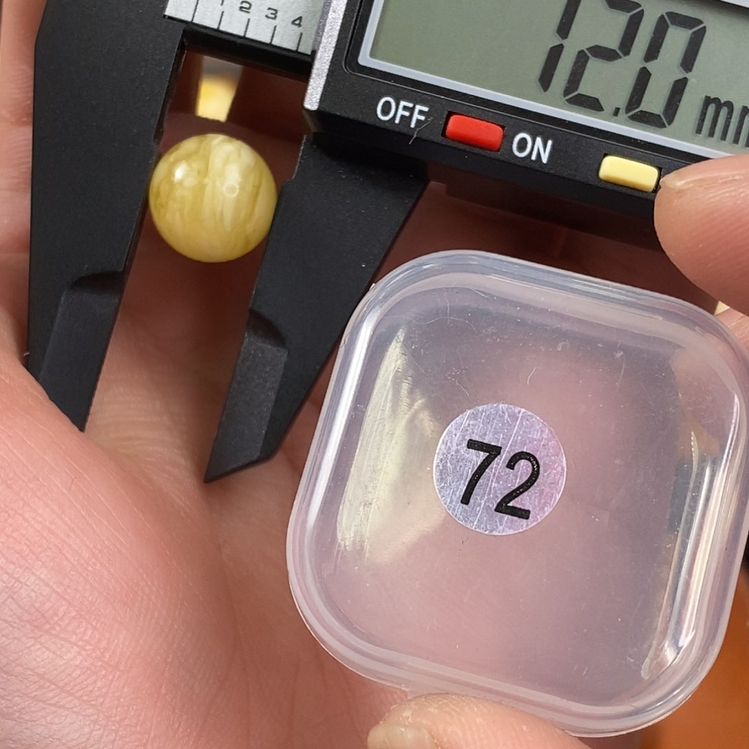 琥珀裸石未镶嵌微瑕