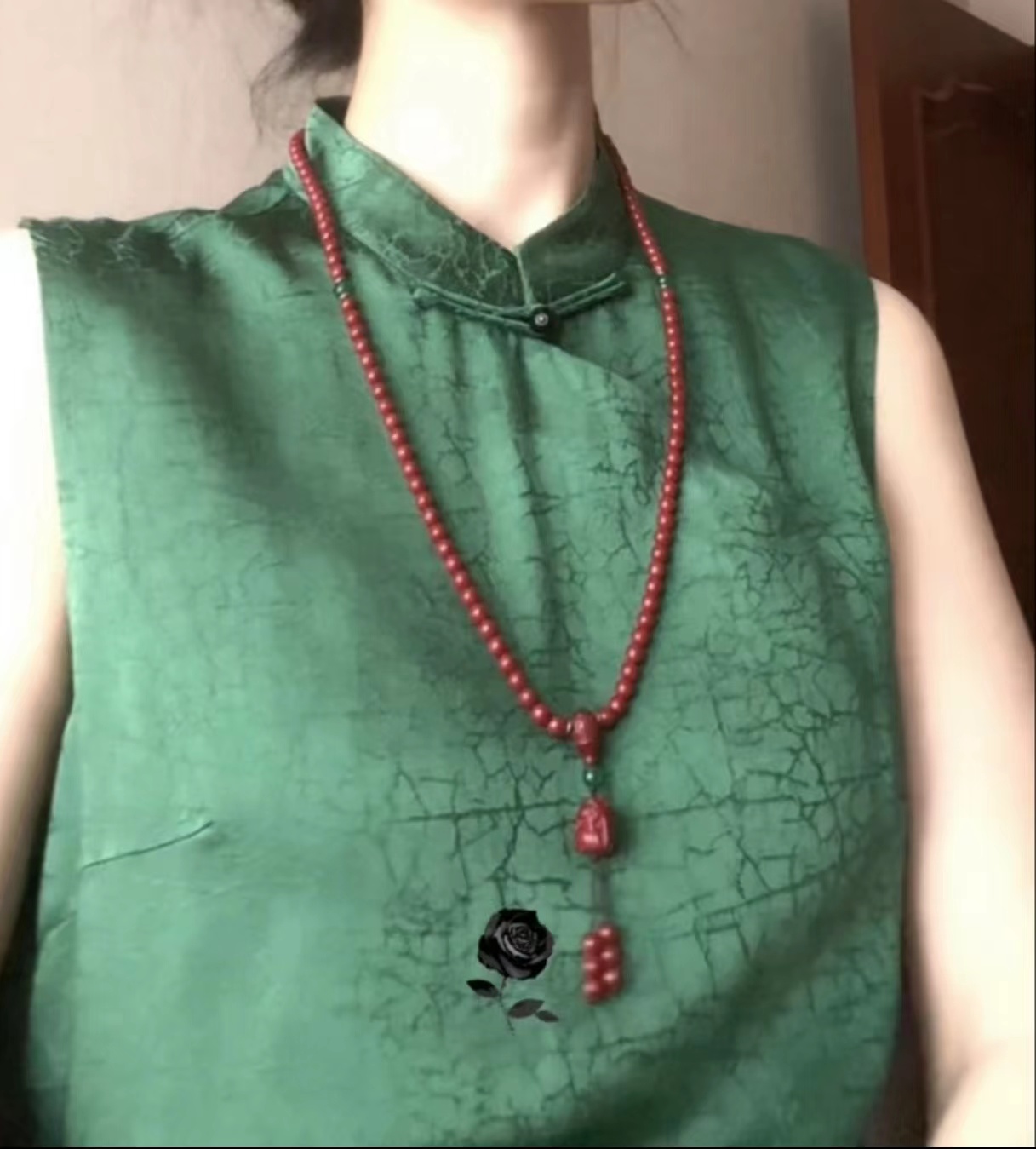 H新中式国风高级感轻奢龟裂纹无袖新款斜襟马夹上衣