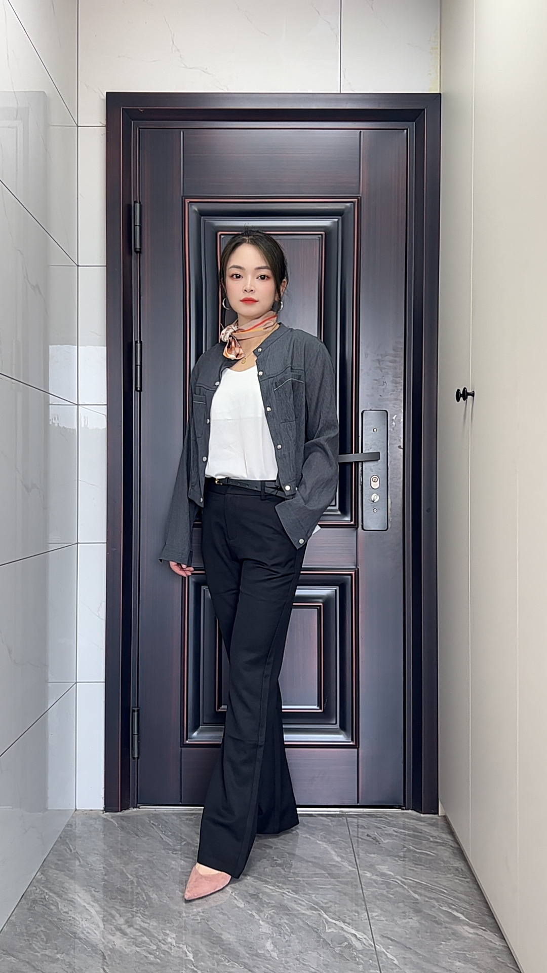 修身翻领气质百搭长袖黑色宽松型直筒衬衫春季衬衣