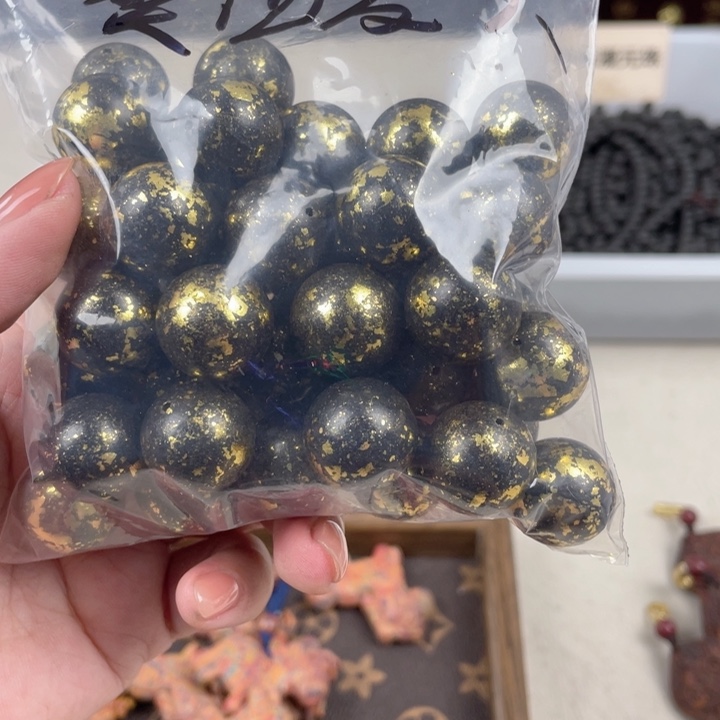 珠串帝王级大龙涎金铂1.8（拍二发三，拍4发六）