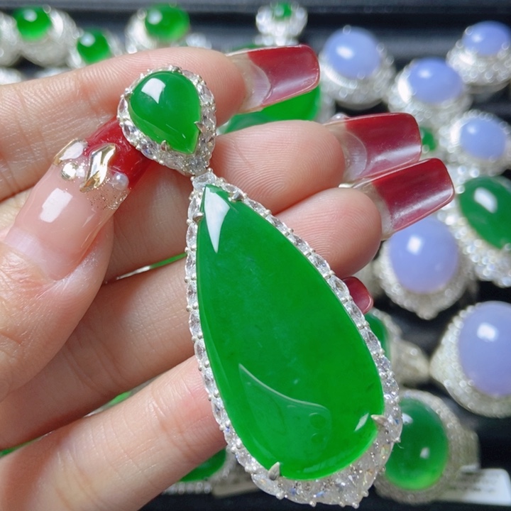 翡翠颈饰银S925镶嵌          