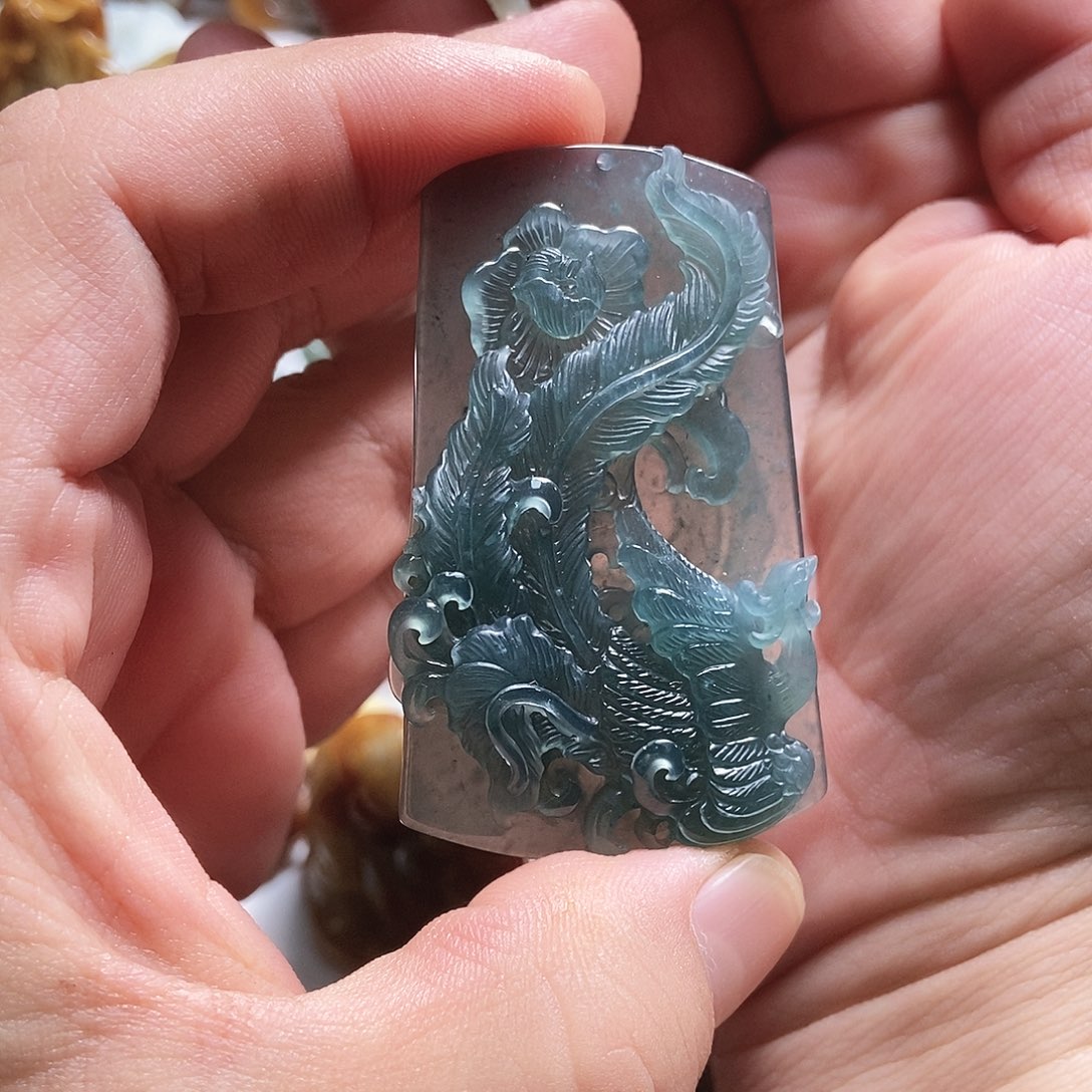 明***耀翡翠未镶嵌手镯翡翠天空蓝糯冰凤凰