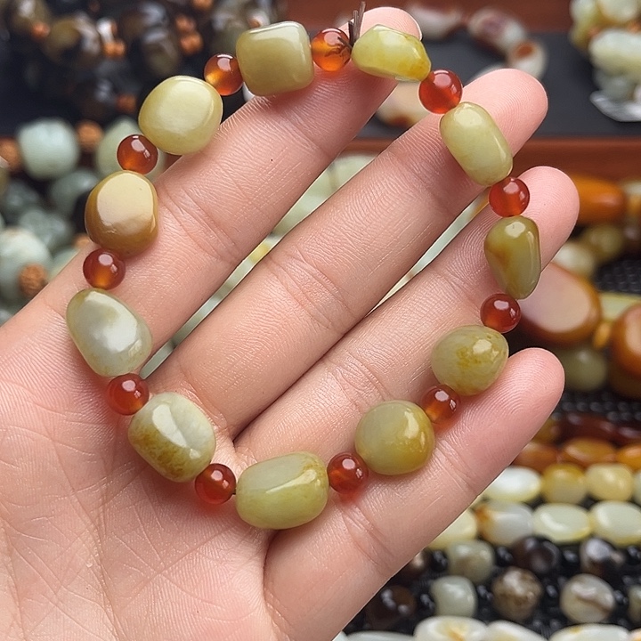 和田玉手链未镶嵌