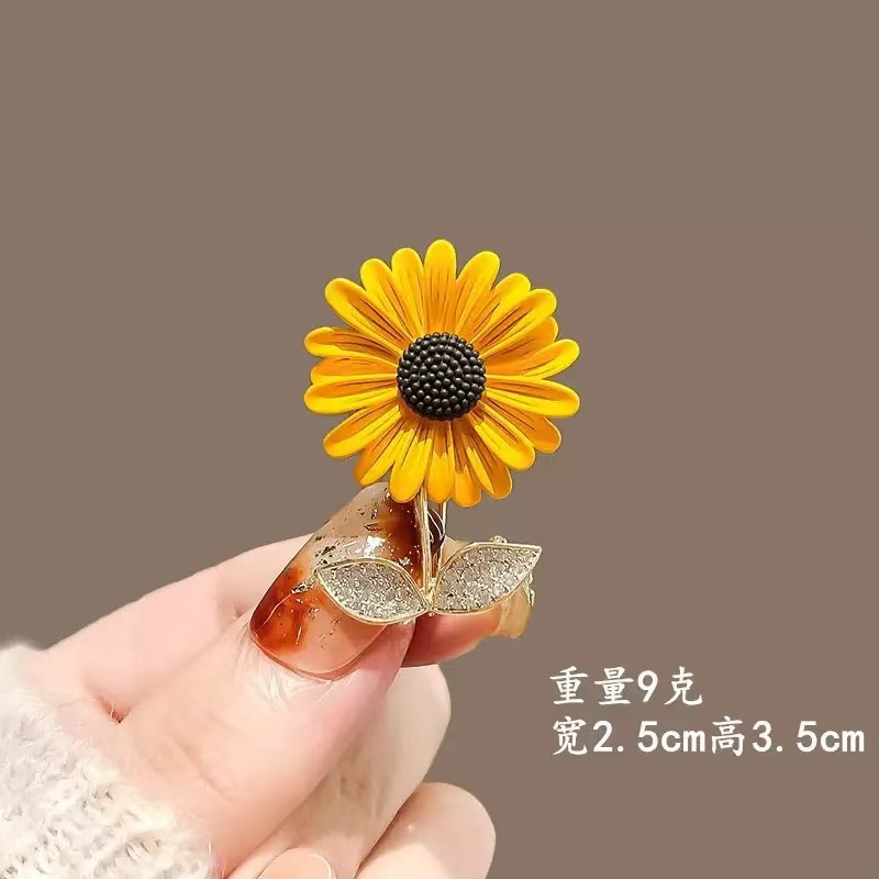 铜合金合成锆石胸针 【向日葵】胸针超闪精致胸花夏季可爱简约百搭