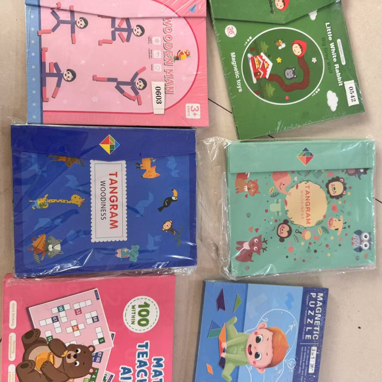 益智拼图随机发000