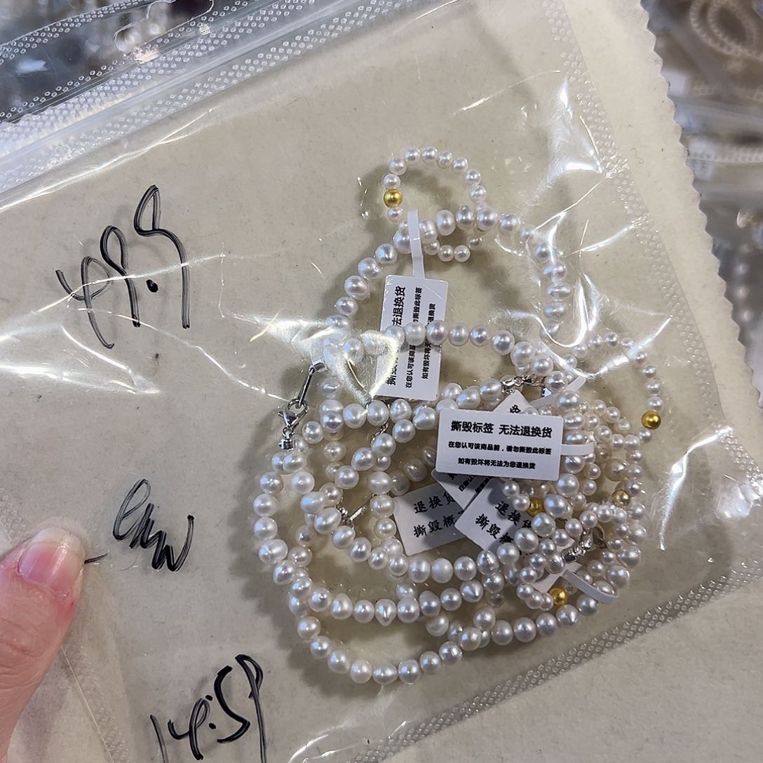 淡水珍珠耳饰未镶嵌