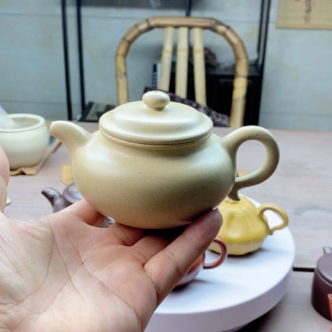 茶壶紫砂仿古本山绿泥