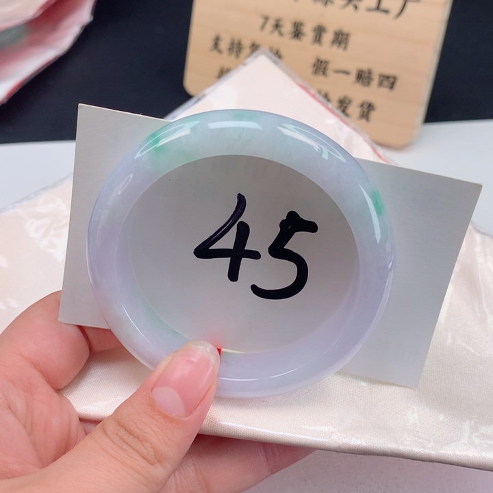 翡翠手镯未镶嵌正圈53.54