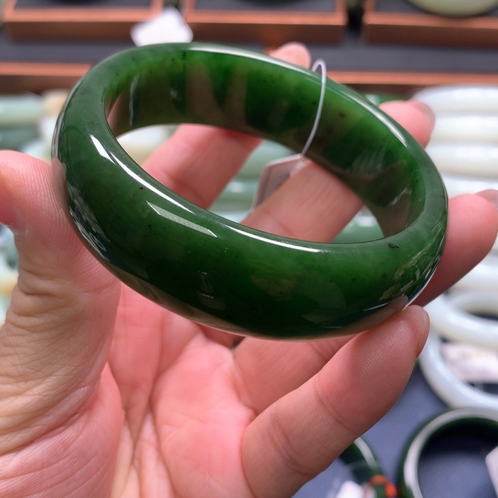 【闪购商品】未镶嵌手镯和田玉（碧玉）10