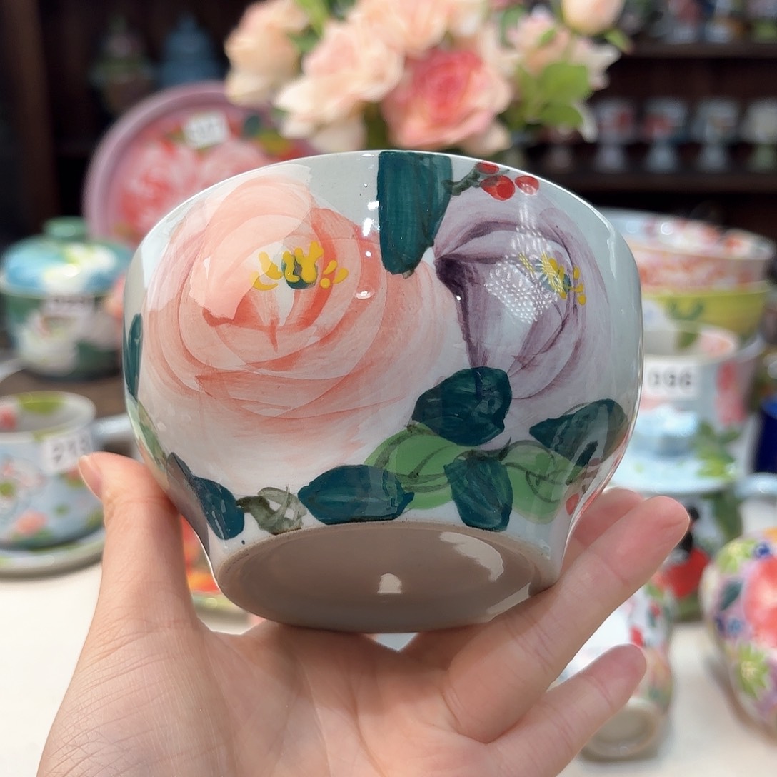 瓷片兔兔。。兔兔好帅