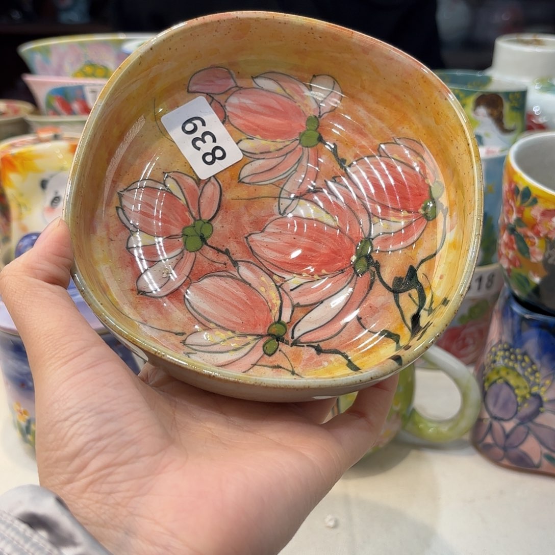 瓷片兔兔好可爱呀打