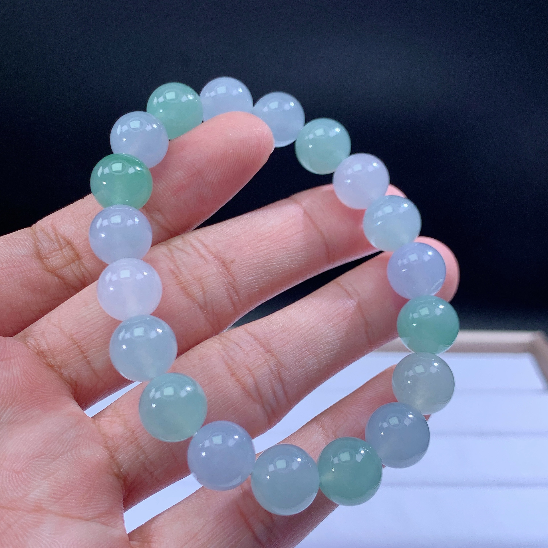 嘉运翡翠3.6-6天然缅甸翡翠A货冰种马卡龙手串卡10.2mm19颗