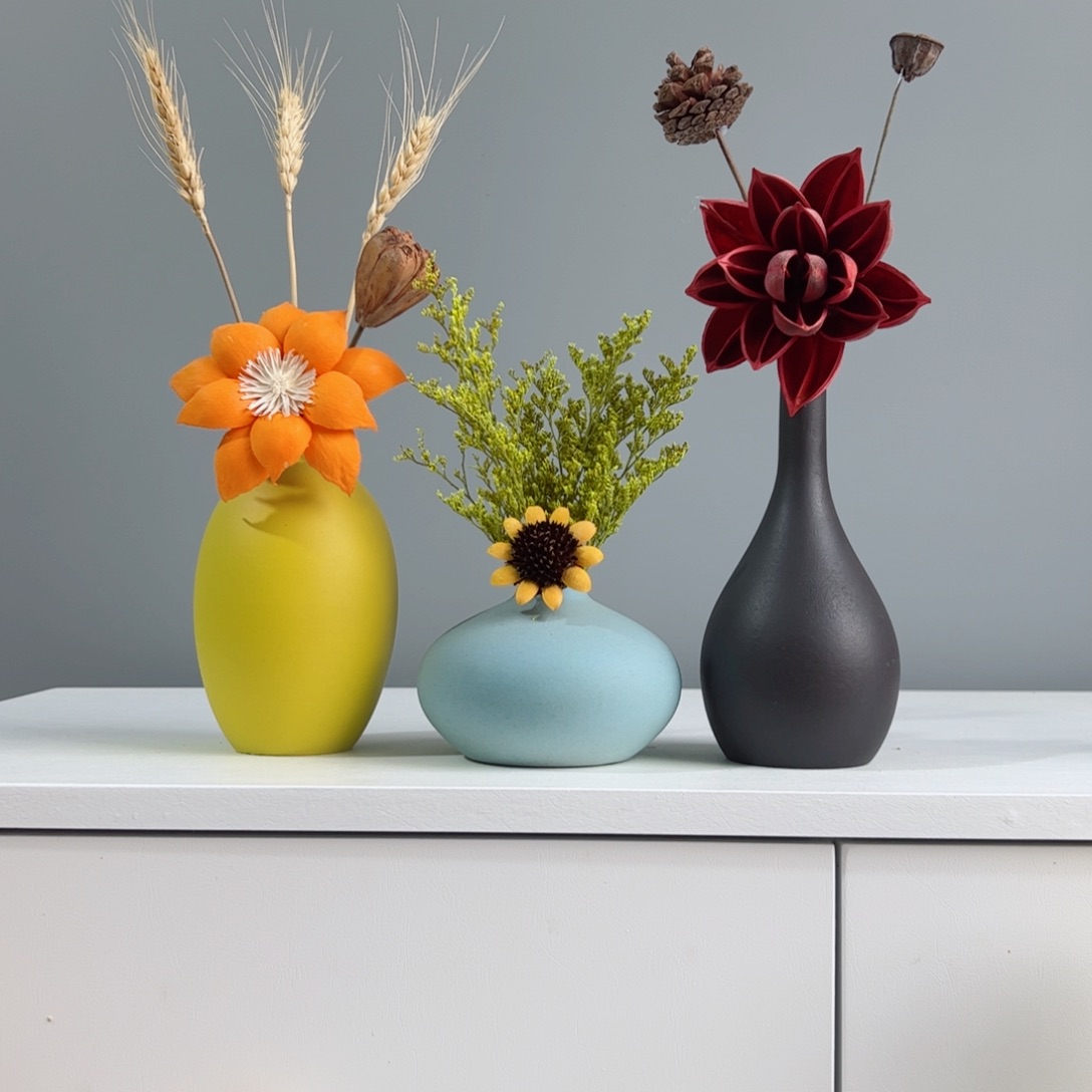摆件陶瓷小花瓶摆件含花总高约20-30cm