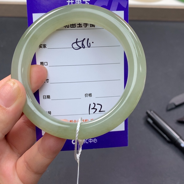 和田玉（糖玉）手镯未镶嵌