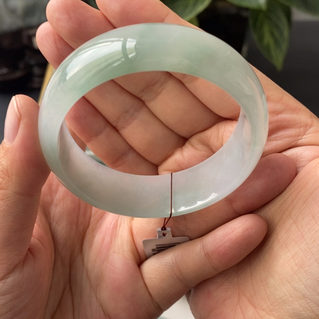 翡翠未镶嵌手镯天然