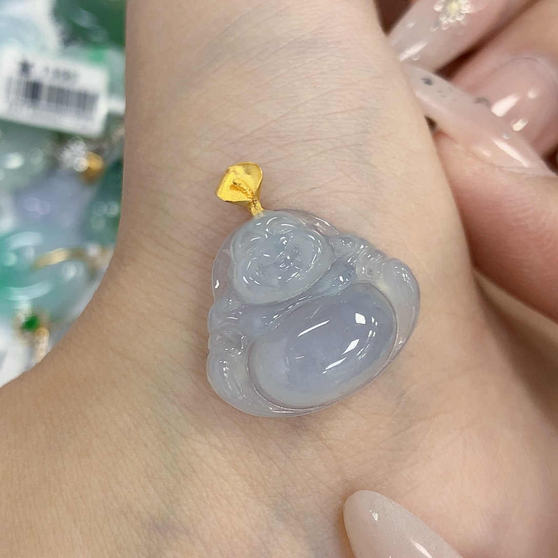 颈饰18K金镶嵌翡翠