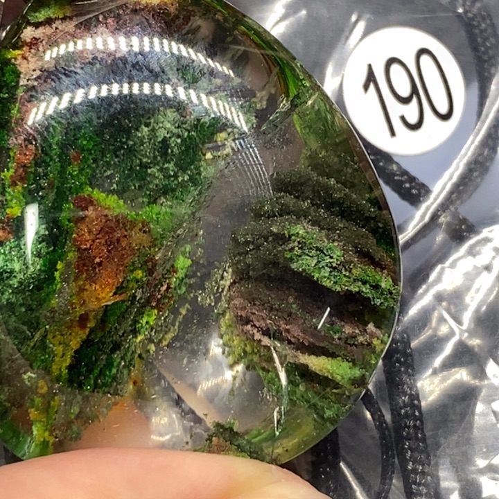 缘***创水晶未镶嵌颈饰水晶