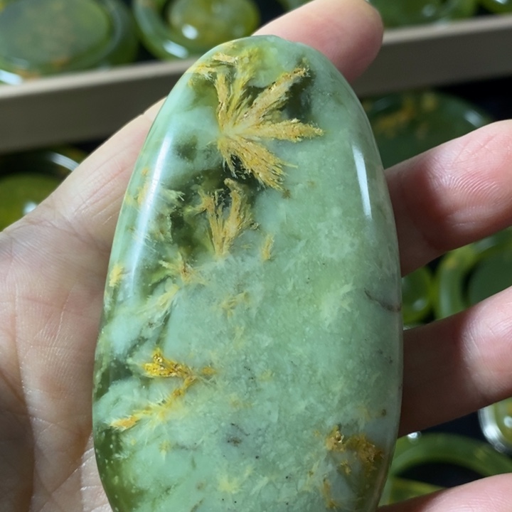 岫玉未镶嵌颈饰岫玉辽阳花玉未镶嵌