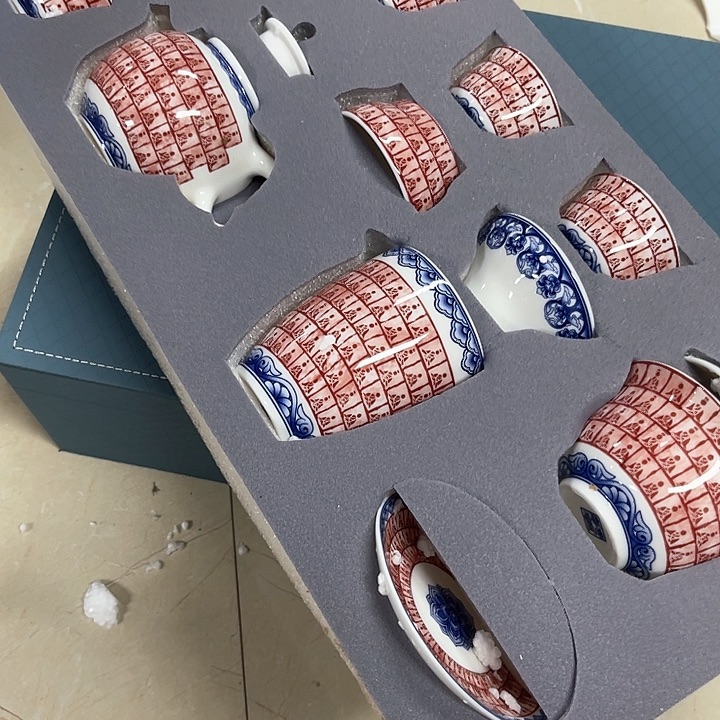孤品茶具套装等。      