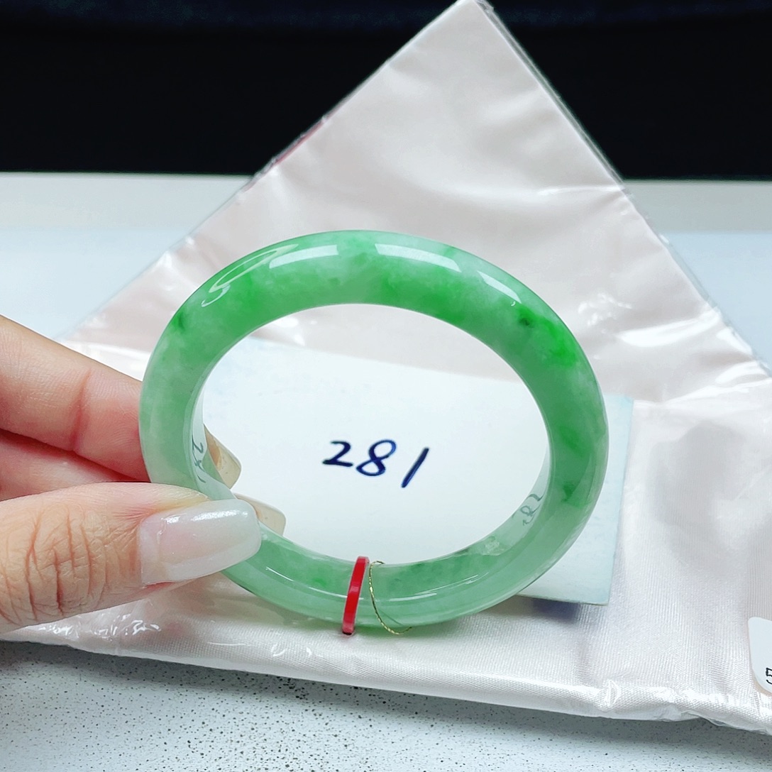 翡翠未镶嵌手镯 正圈52+