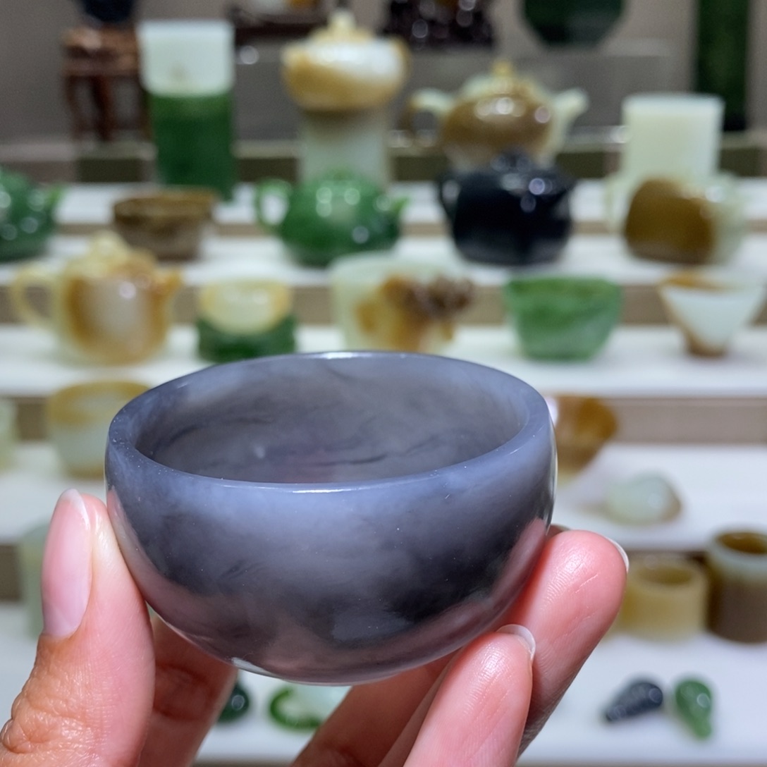 和田玉把件未镶嵌烟紫禅定杯福利款