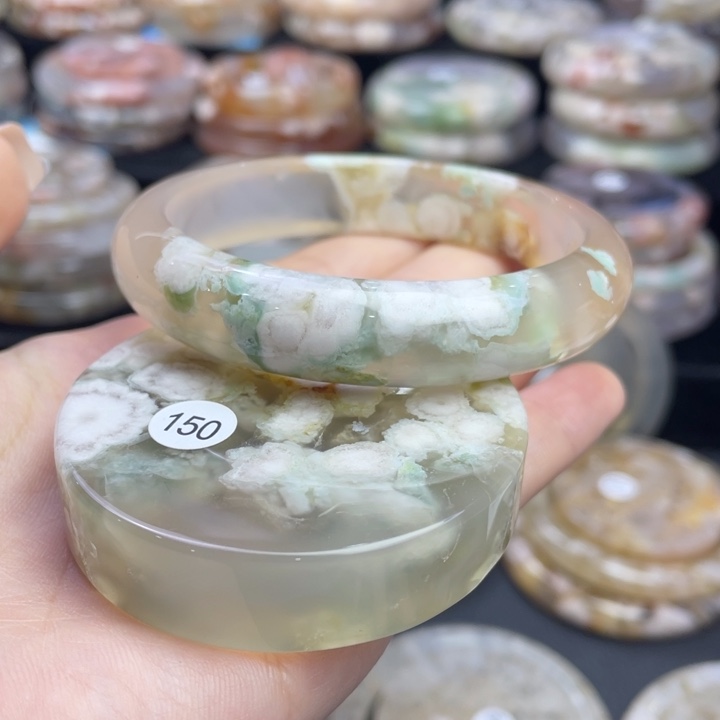 未镶嵌手镯石英质玉金****）58/150