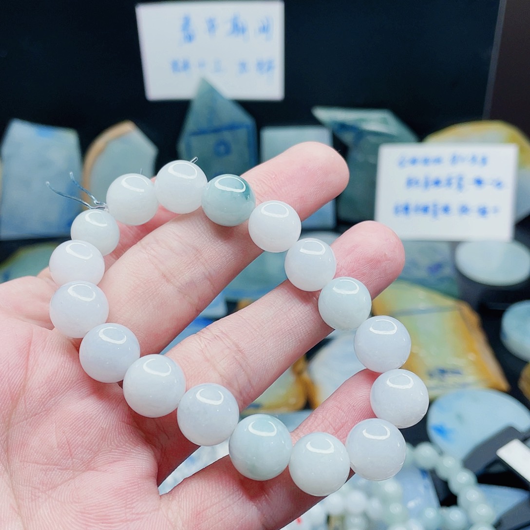 定制翡翠未镶嵌纯天然