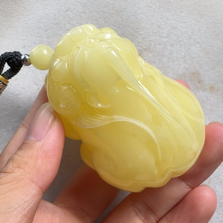 蜜蜡未镶嵌珠宝奇石