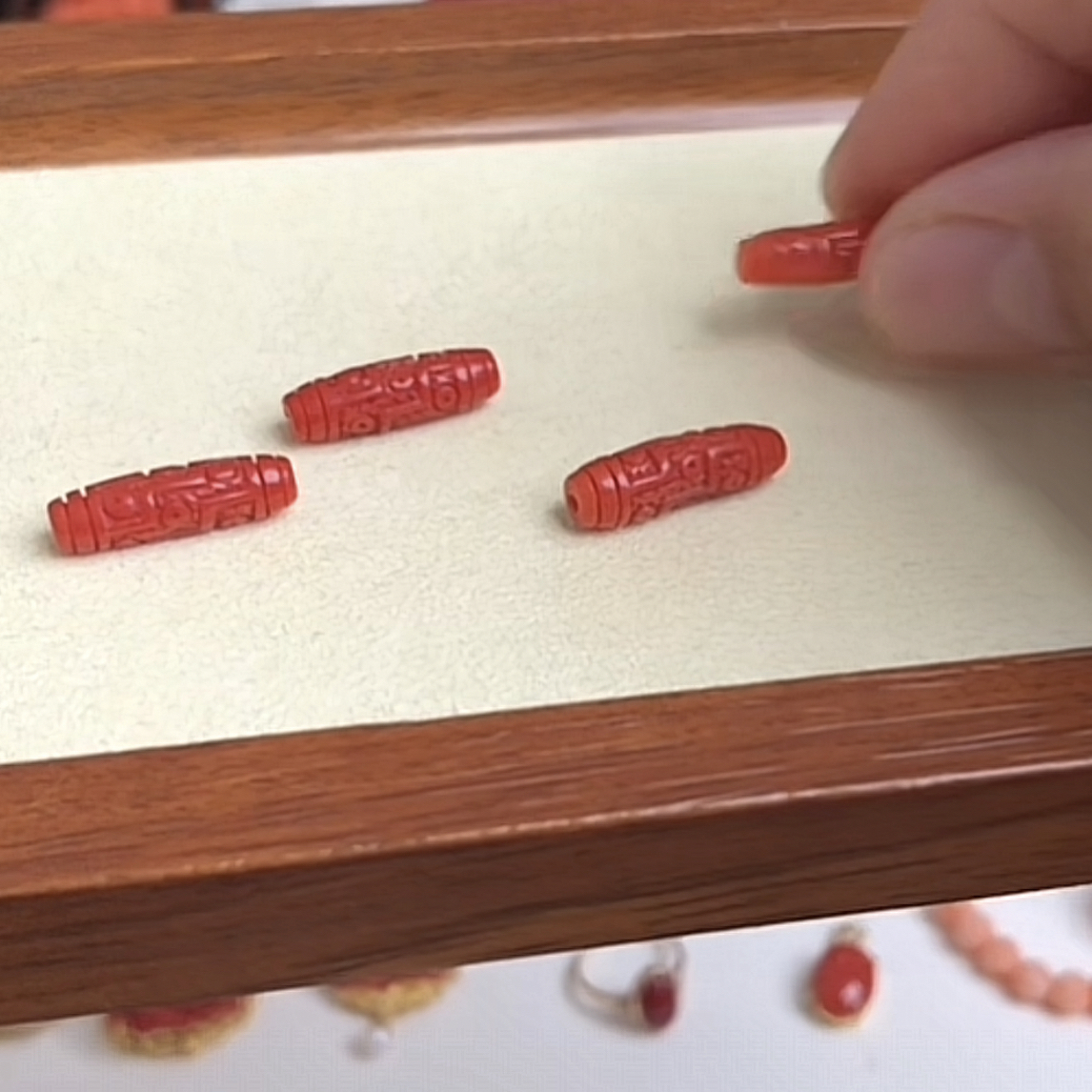 沙丁珊瑚九眼天珠一个-多样性发货