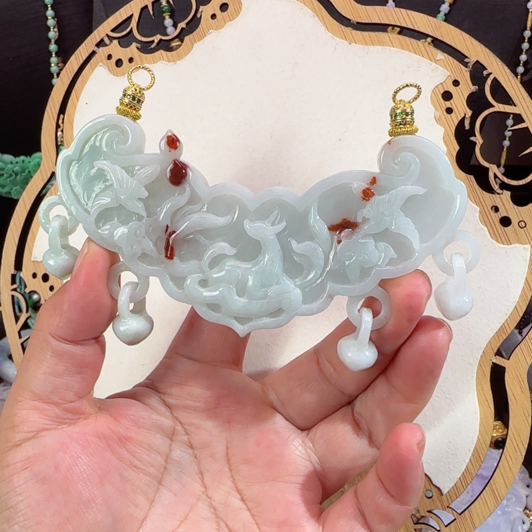 翡翠颈饰未镶嵌仿古