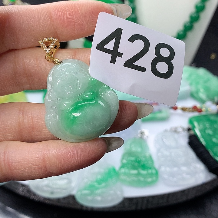 翡翠吊坠(赠链)未镶嵌