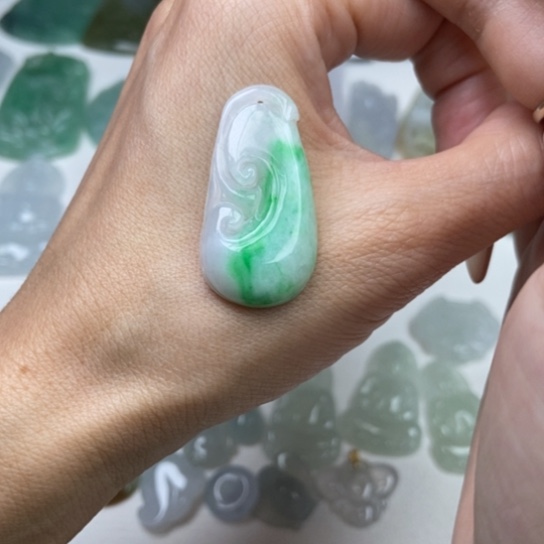 翡翠18K金镶嵌吊坠(不含链)天然缅甸翡翠a货