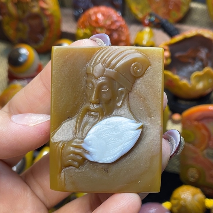 玛瑙/玉髓未镶嵌珠宝奇石宣化北山，平安无事，牌诸葛亮