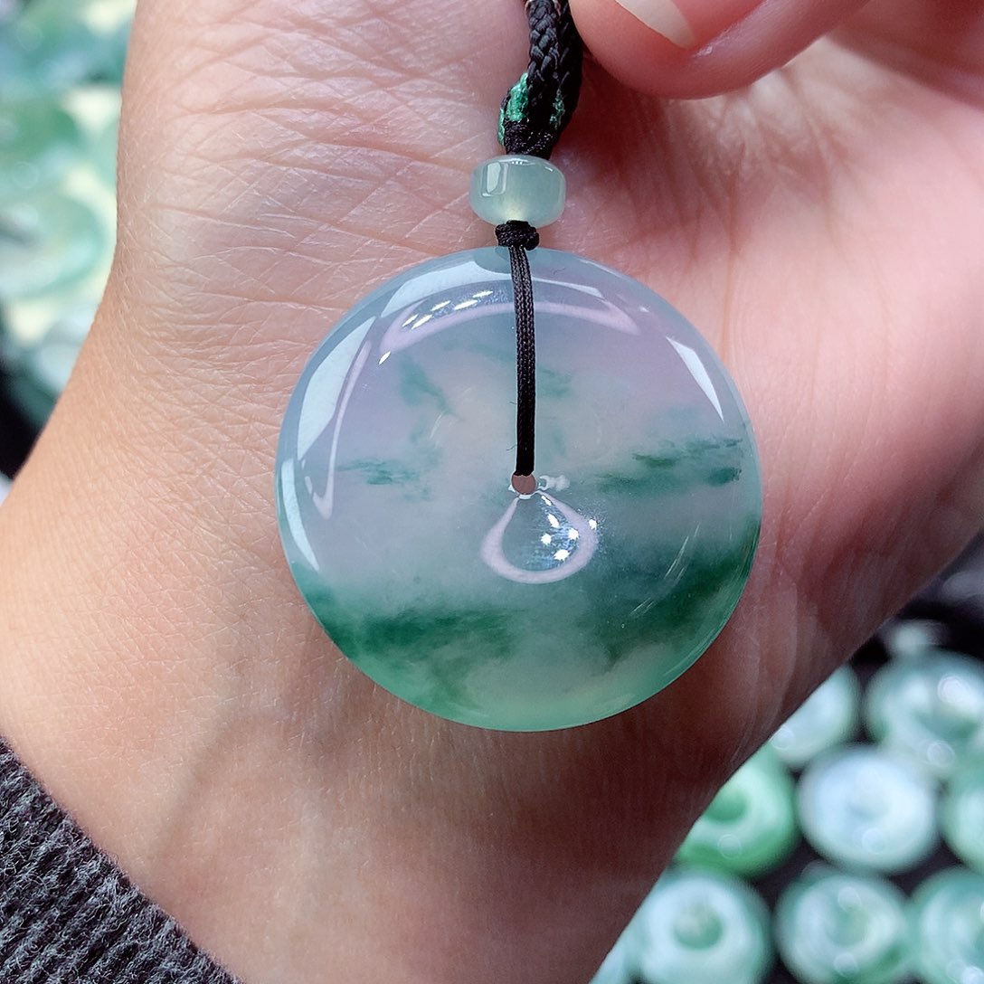 翡翠颈饰未镶嵌84尺寸29.9-5.8