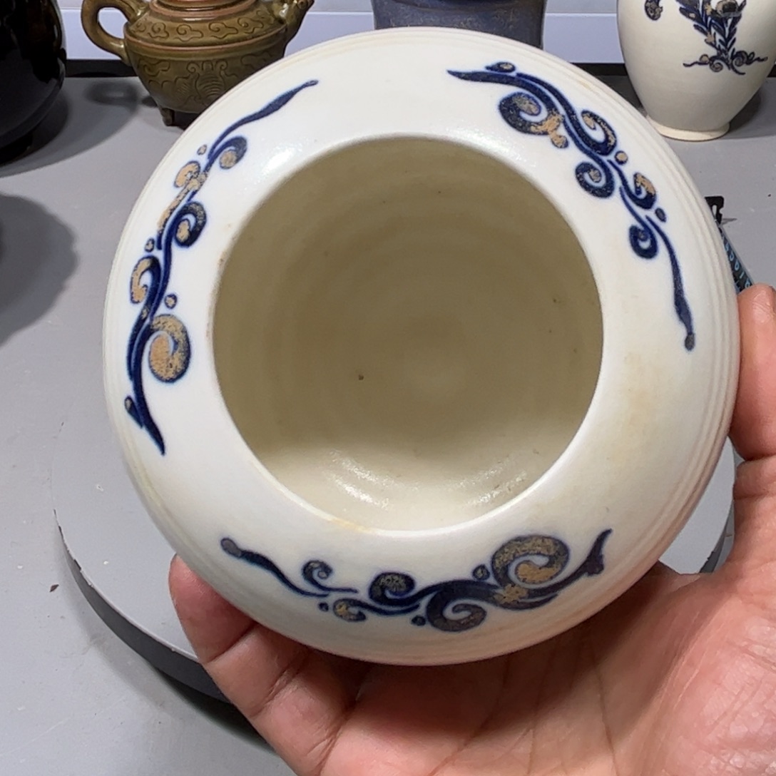 瓶邢窑白瓷品相完美