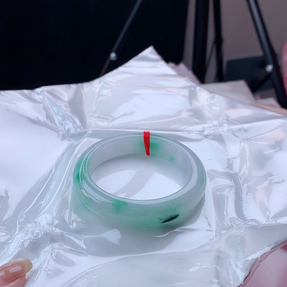 【闪购商品】未镶嵌手镯翡翠54