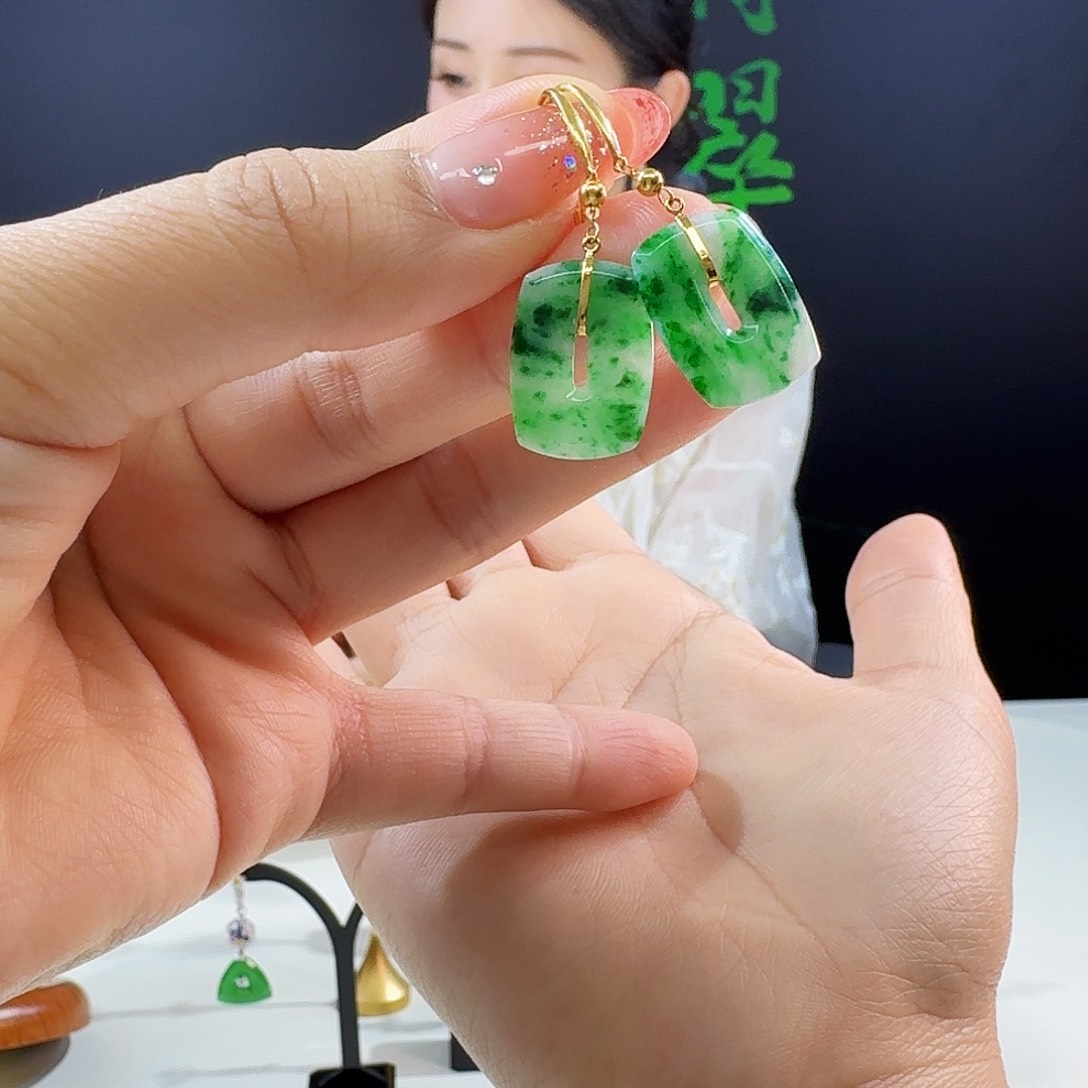 翡翠耳饰18K金镶嵌18k镶嵌